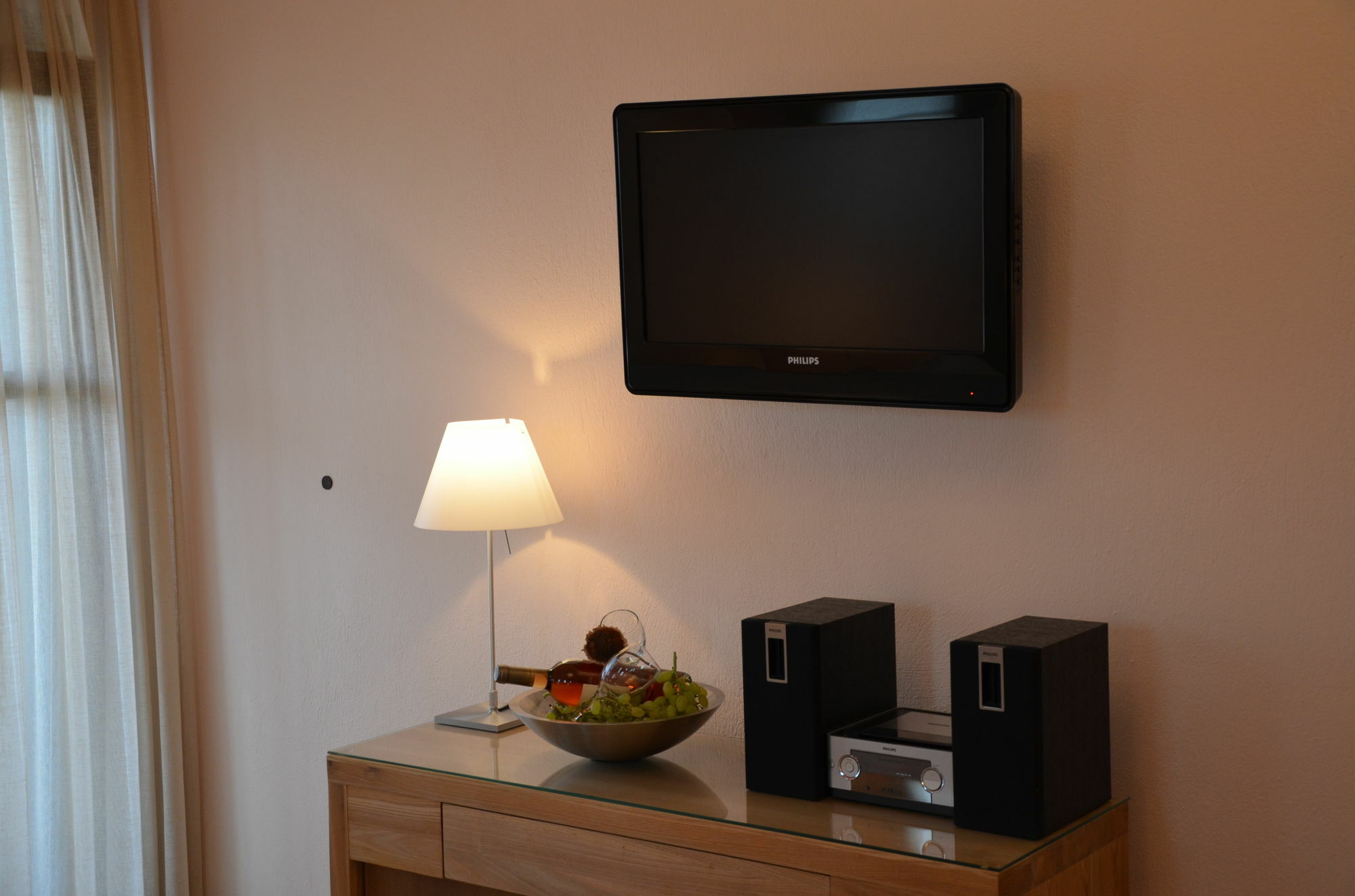 Helianthus Guesthouse Амолиани Экстерьер фото